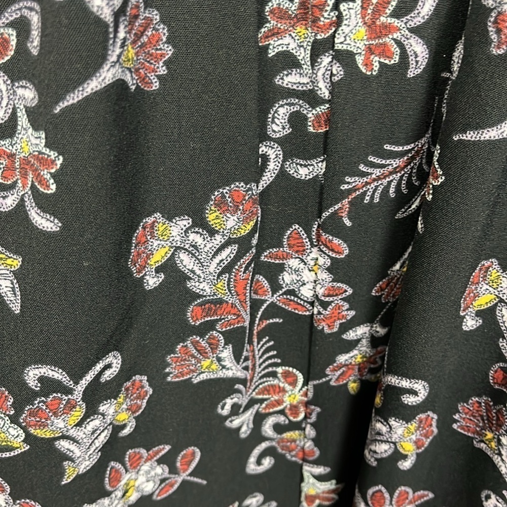 Haptic Holly Harper Womens Midi Dress No Size Tag Burgundy/Black Smocking Floral - Picture 11 of 14